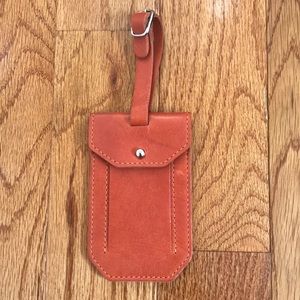 Moore & Glies luggage tag like new